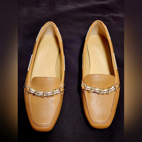 TALBOTS | Camel Tan Chain Genuine Leather Loafers with gold chain | EUC - Picture 4 of 8